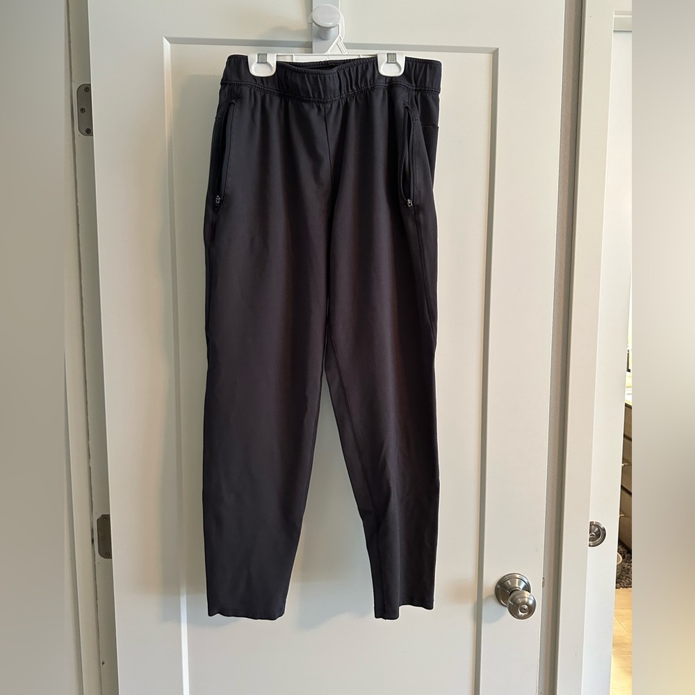 Lot of 3-Mens Russell brand joggers sz M (32-34)